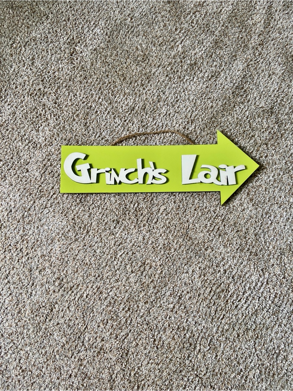 The Grinch Mount Crumpit Who-Ville Grinch's Lair Laser Cut Birch Signs Christmas - Picture 4 of 8